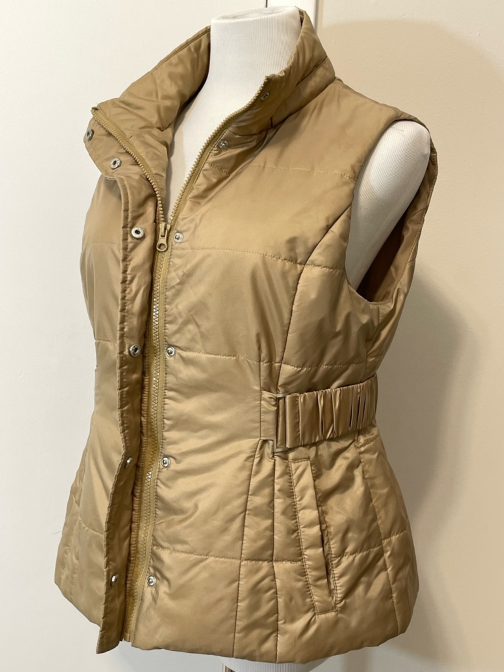New York & Company Women's Quilted Puffer Vest Gold Brown Size M - Picture 8 of 13